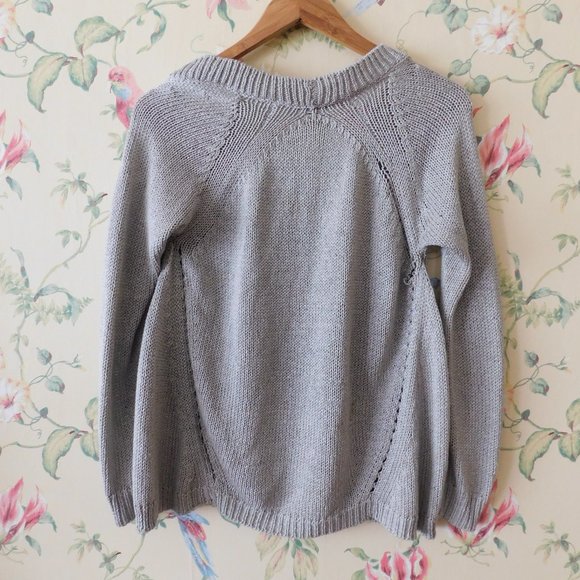 🦔🐾 Distressed Hay Ride Sweater - Picture 7 of 10